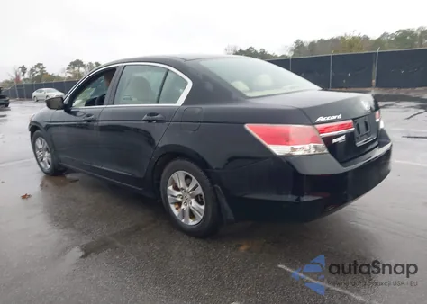 2011 Honda Accord 2.4 Lx-P z USA, uszkodzony, nr VIN 1HGCP2F43BA124714